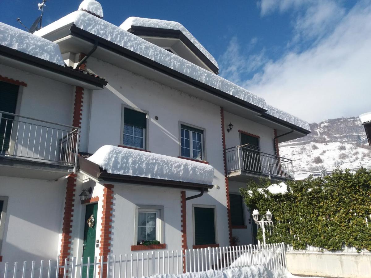 Villa Mafi Nus Exteriör bild